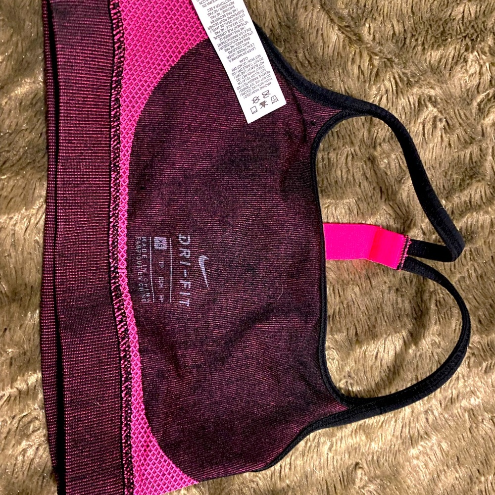 sport bra